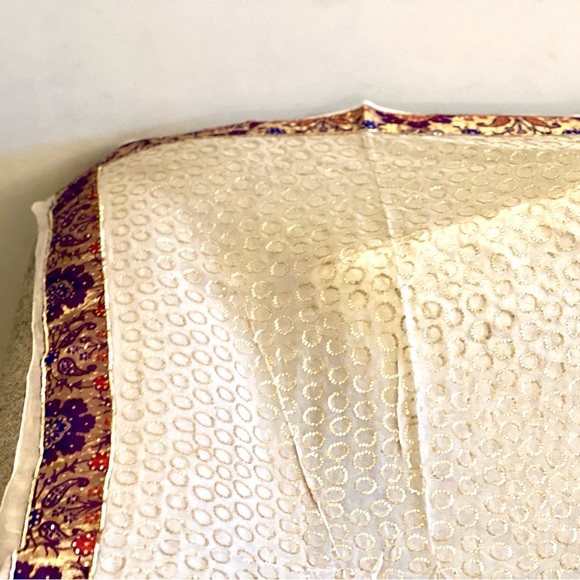 BrandNew!A pure silk Georgette hand embroidered sequins all over;Benarasi Border - Picture 5 of 17